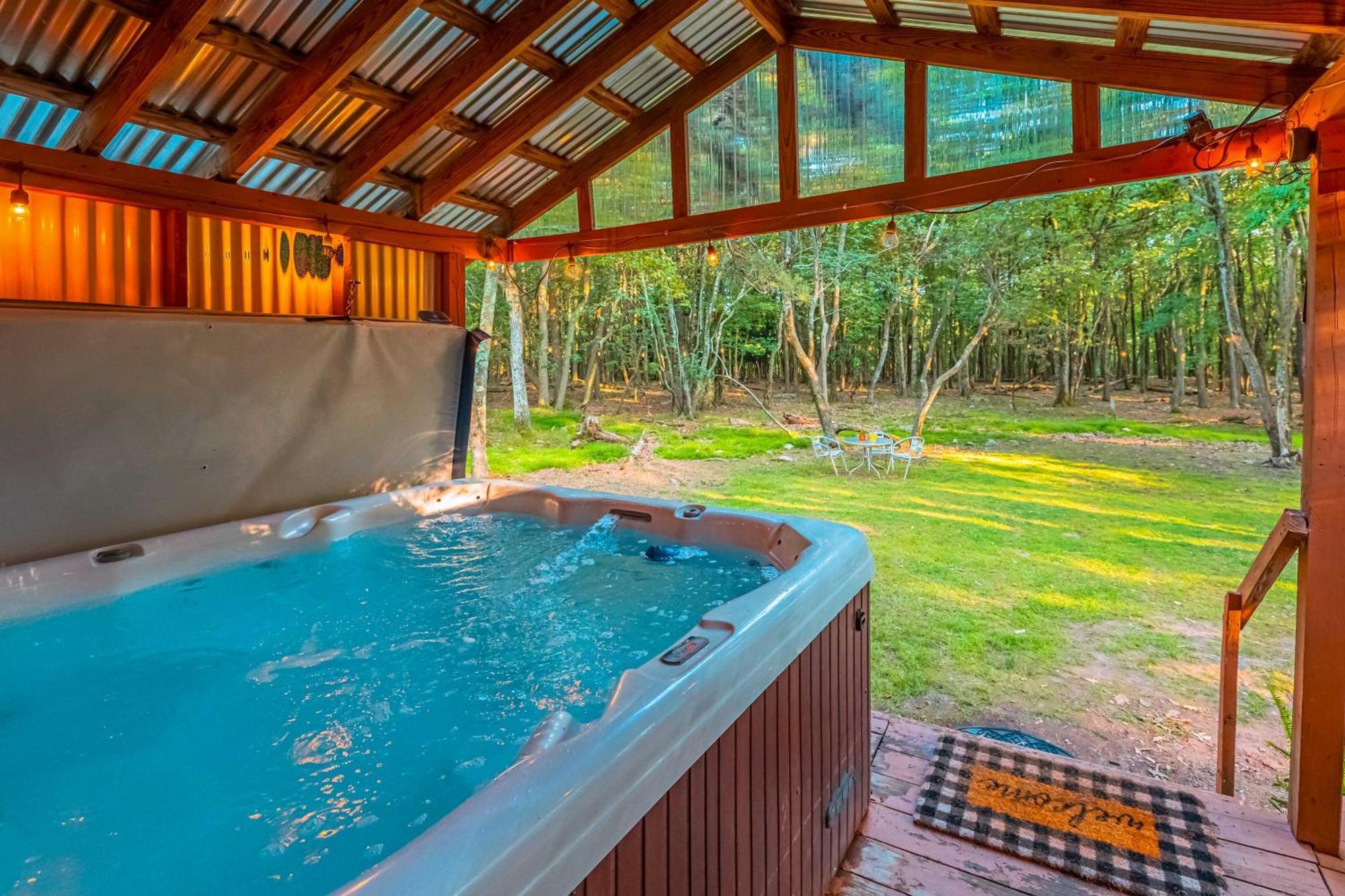 Poconos Ski Retreat With Sauna, Hot Tub, And Game Room Lake Harmony Dış mekan fotoğraf